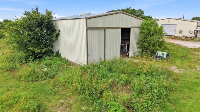 823 Higgins Road, Sherman, TX 75092