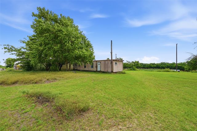 823 Higgins Road, Sherman, TX 75092