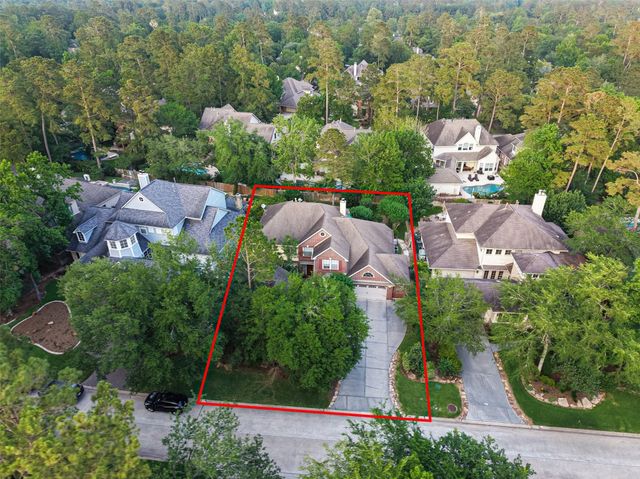 10 Mirror Ridge Drive, The Woodlands, TX 77382