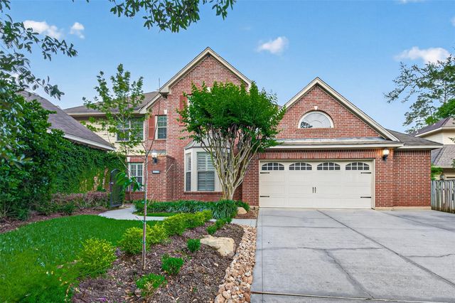 10 Mirror Ridge Drive, The Woodlands, TX 77382