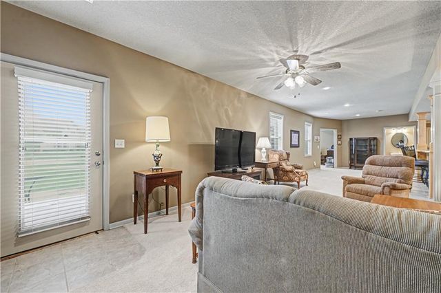 4801 SW Soldier Drive, Lee's Summit, MO 64082