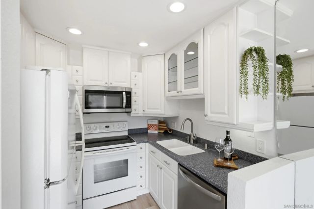 4010 Porte La Paz 59, San Diego, CA 92122