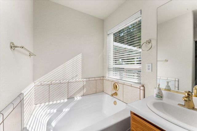 19175 Fjord Lane, Cottonwood, CA 96022