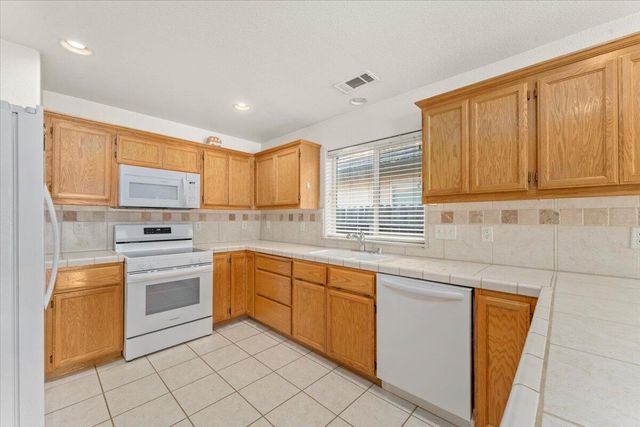 19175 Fjord Lane, Cottonwood, CA 96022