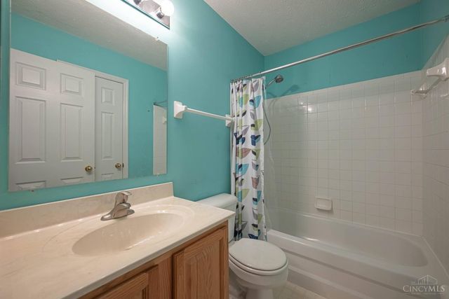 9527 Deer Track Road, West Chester, OH 45069