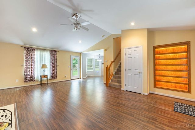 9527 Deer Track Road, West Chester, OH 45069