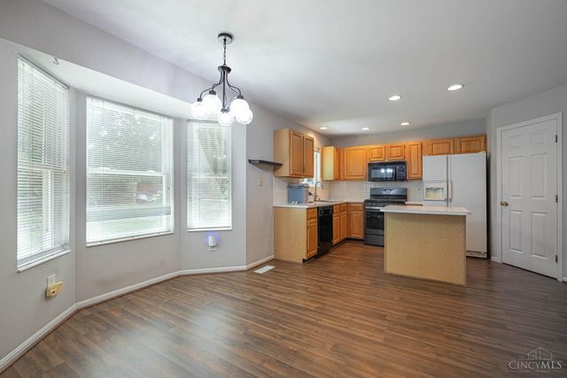 9527 Deer Track Road, West Chester, OH 45069
