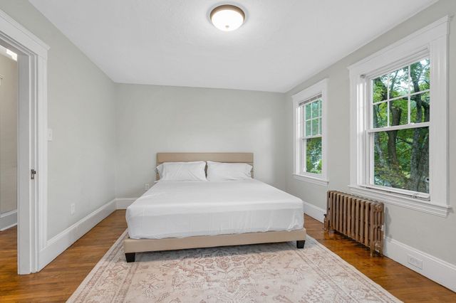 30 Woodrow Ave, Haverhill, MA 01830