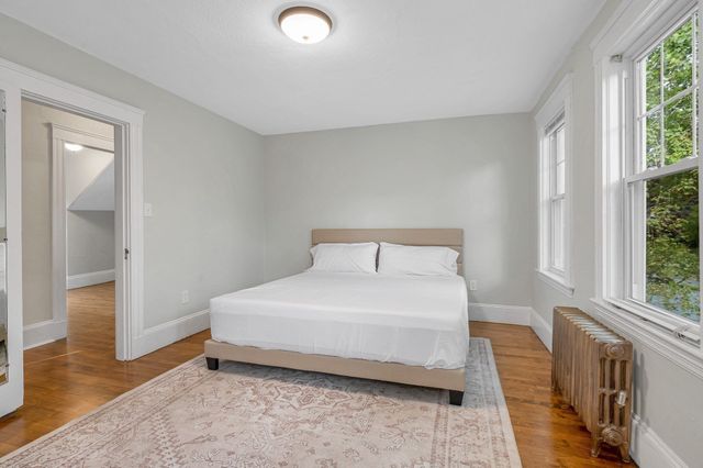 30 Woodrow Ave, Haverhill, MA 01830