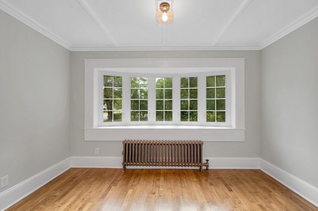 30 Woodrow Ave, Haverhill, MA 01830