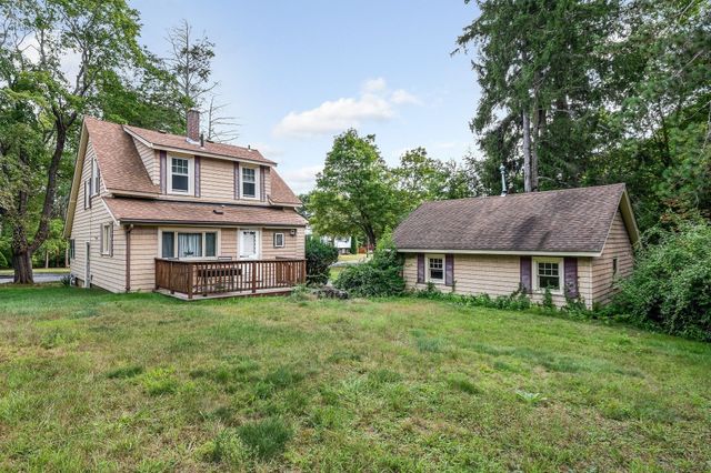 30 Woodrow Ave, Haverhill, MA 01830