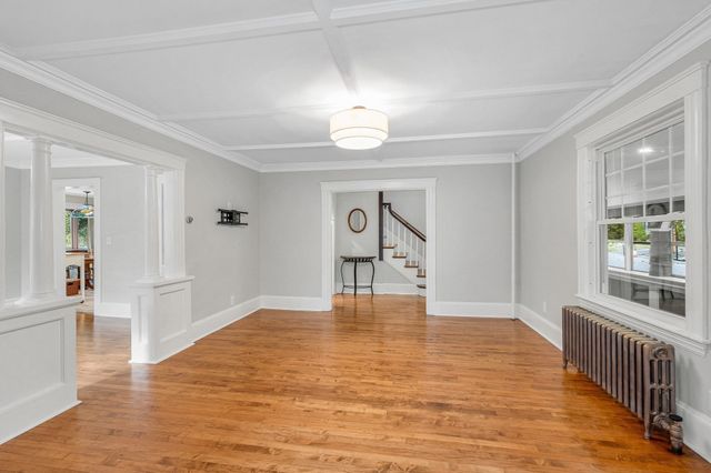 30 Woodrow Ave, Haverhill, MA 01830