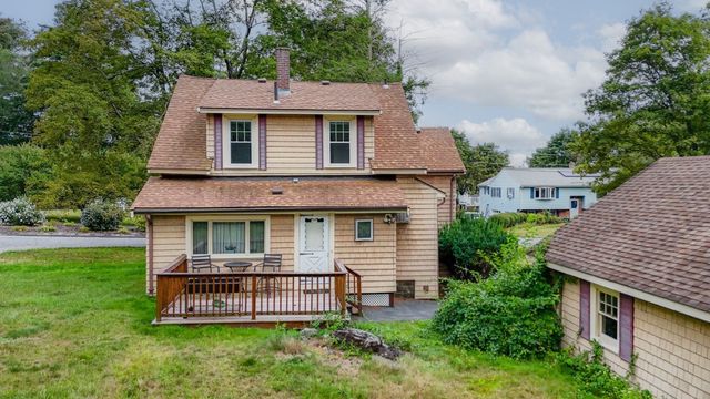 30 Woodrow Ave, Haverhill, MA 01830
