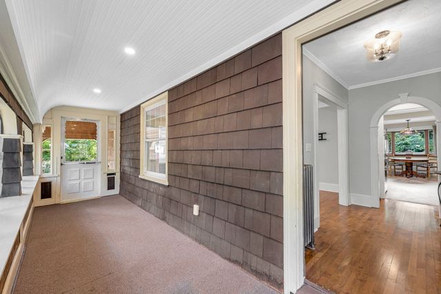 30 Woodrow Ave, Haverhill, MA 01830