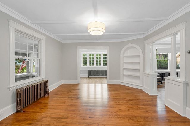 30 Woodrow Ave, Haverhill, MA 01830