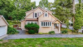 30 Woodrow Ave, Haverhill, MA 01830
