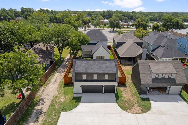409 N Rogers Street, Waxahachie, TX 75165