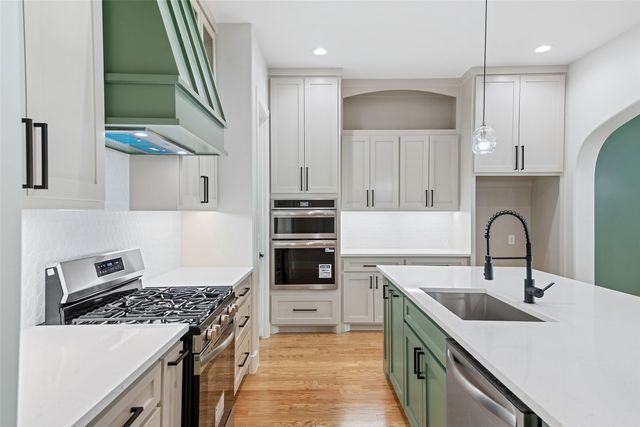 409 N Rogers Street, Waxahachie, TX 75165