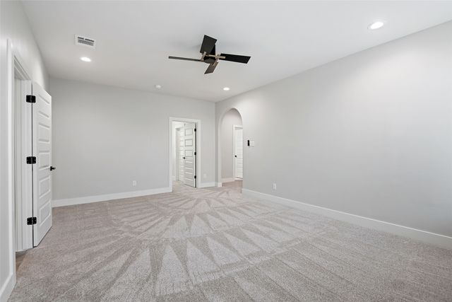 409 N Rogers Street, Waxahachie, TX 75165
