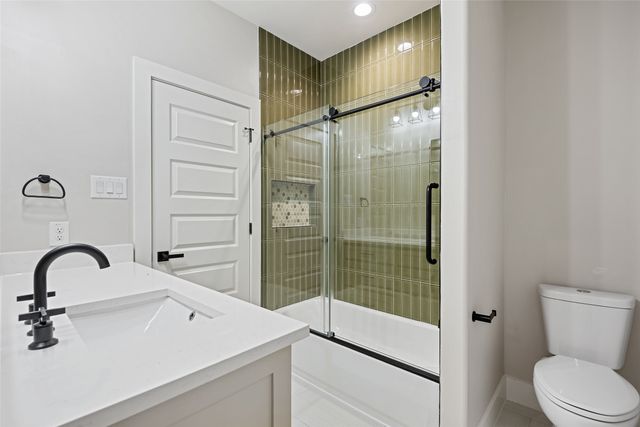 409 N Rogers Street, Waxahachie, TX 75165