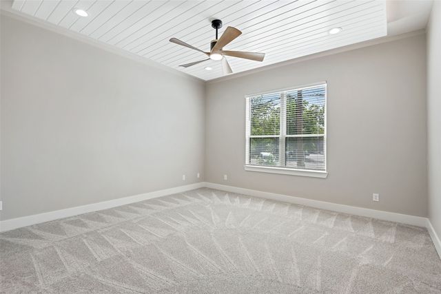 409 N Rogers Street, Waxahachie, TX 75165