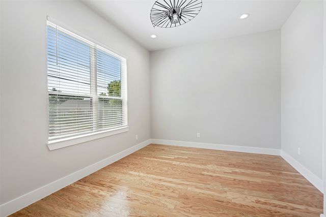 409 N Rogers Street, Waxahachie, TX 75165