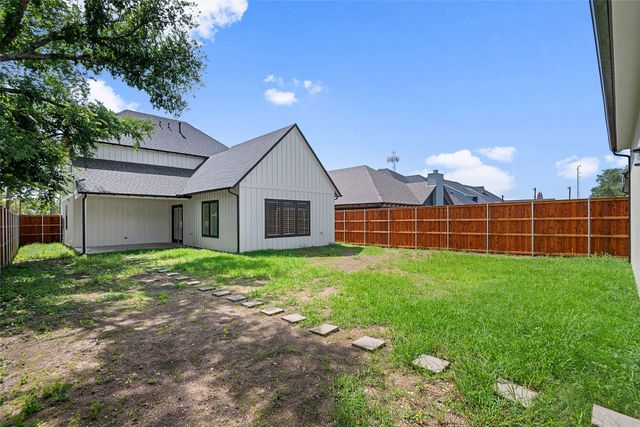 409 N Rogers Street, Waxahachie, TX 75165