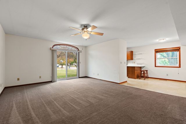 1394 E Armour Road, Bourbonnais, IL 60914