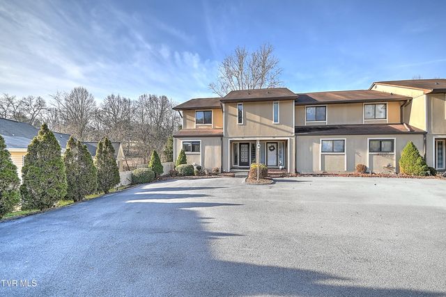 605 Redstone Drive 21, Bristol, TN 37620
