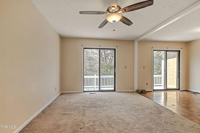 605 Redstone Drive 21, Bristol, TN 37620