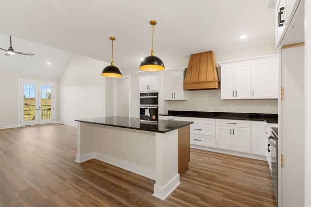 565 Bridle Path, Hartsville, TN 37074