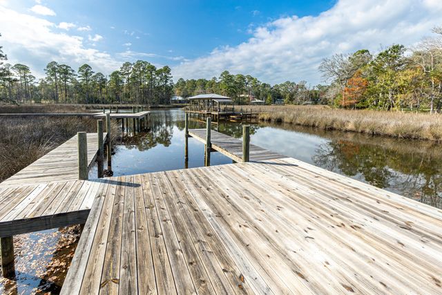 145 Redfish Point Drive, Freeport, FL 32439