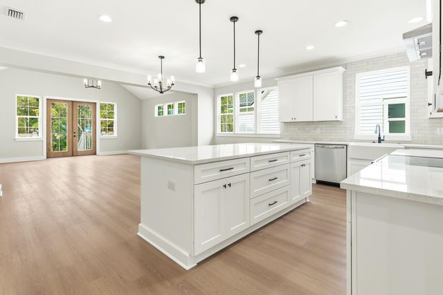 145 Redfish Point Drive, Freeport, FL 32439