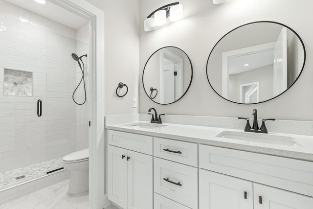 145 Redfish Point Drive, Freeport, FL 32439