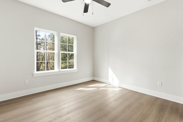 145 Redfish Point Drive, Freeport, FL 32439