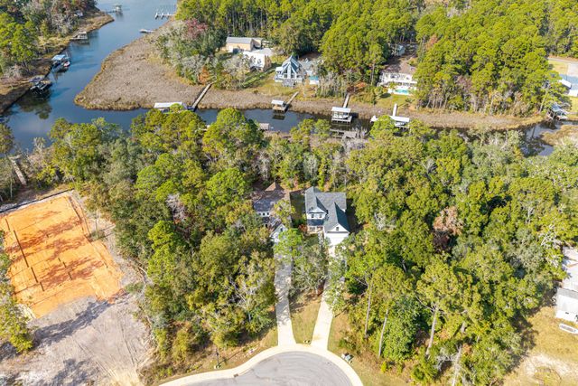 145 Redfish Point Drive, Freeport, FL 32439