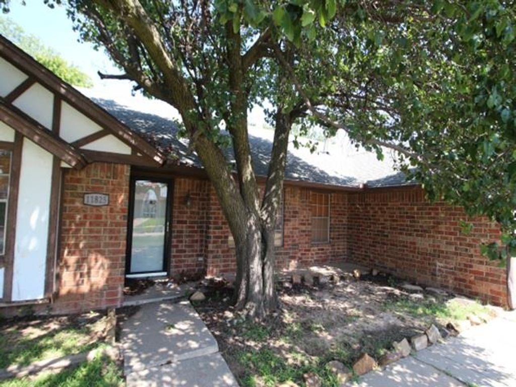 11825 S Douglas Avenue, Oklahoma City, OK 73170