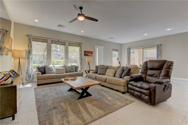 11261 Essence Point Avenue 103, Las Vegas, NV 89135