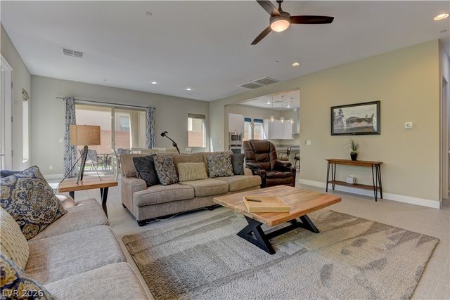 11261 Essence Point Avenue 103, Las Vegas, NV 89135