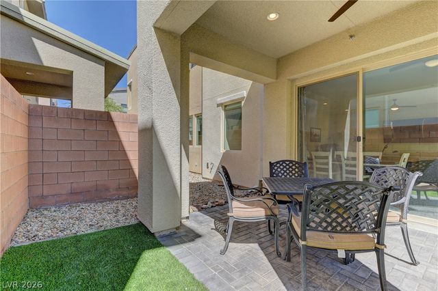 11261 Essence Point Avenue 103, Las Vegas, NV 89135