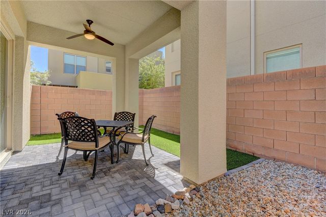 11261 Essence Point Avenue 103, Las Vegas, NV 89135
