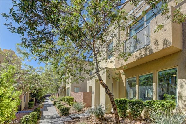 11261 Essence Point Avenue 103, Las Vegas, NV 89135