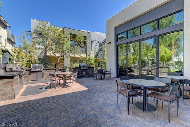 11261 Essence Point Avenue 103, Las Vegas, NV 89135