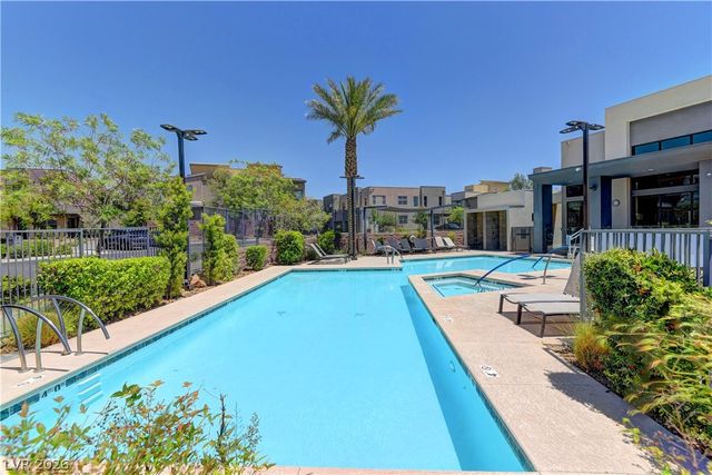 11261 Essence Point Avenue 103, Las Vegas, NV 89135