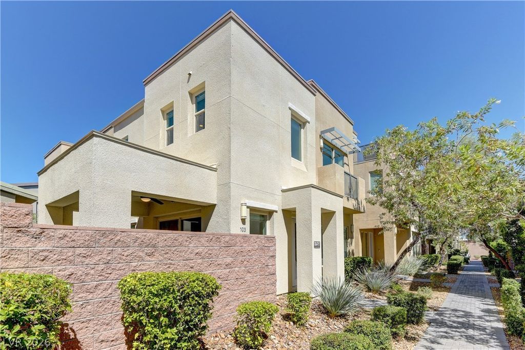 11261 Essence Point Avenue 103, Las Vegas, NV 89135 — photo 2