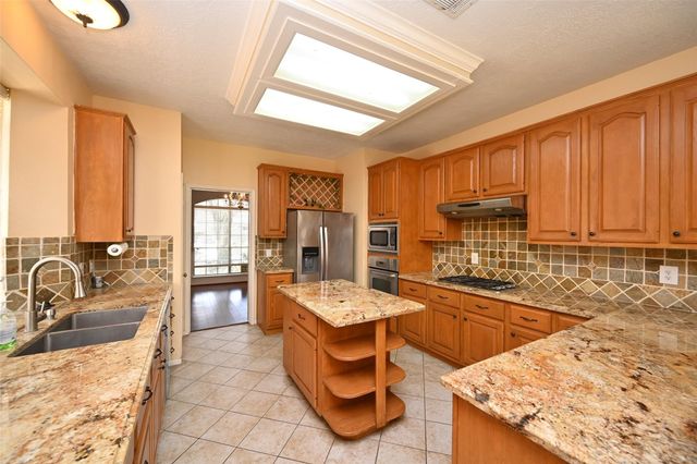 6419 Sutter Park Lane, Houston, TX 77066