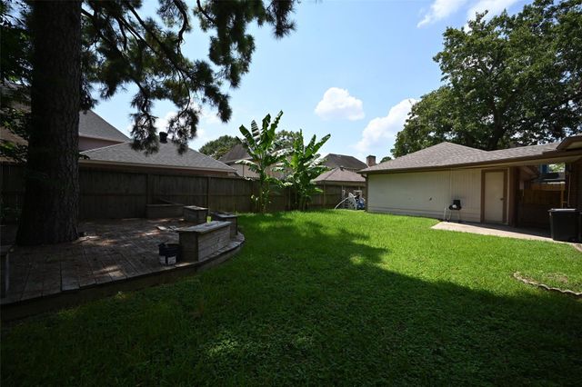 6419 Sutter Park Lane, Houston, TX 77066