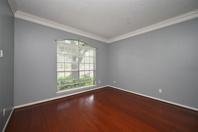 6419 Sutter Park Lane, Houston, TX 77066