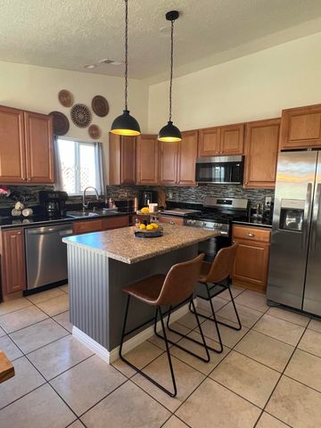 6515 Lamar Avenue NW, Albuquerque, NM 87120