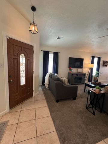 6515 Lamar Avenue NW, Albuquerque, NM 87120